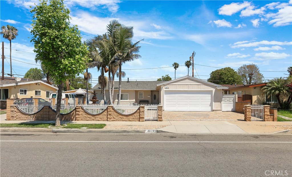 2279 W Falmouth Avenue Property Photo