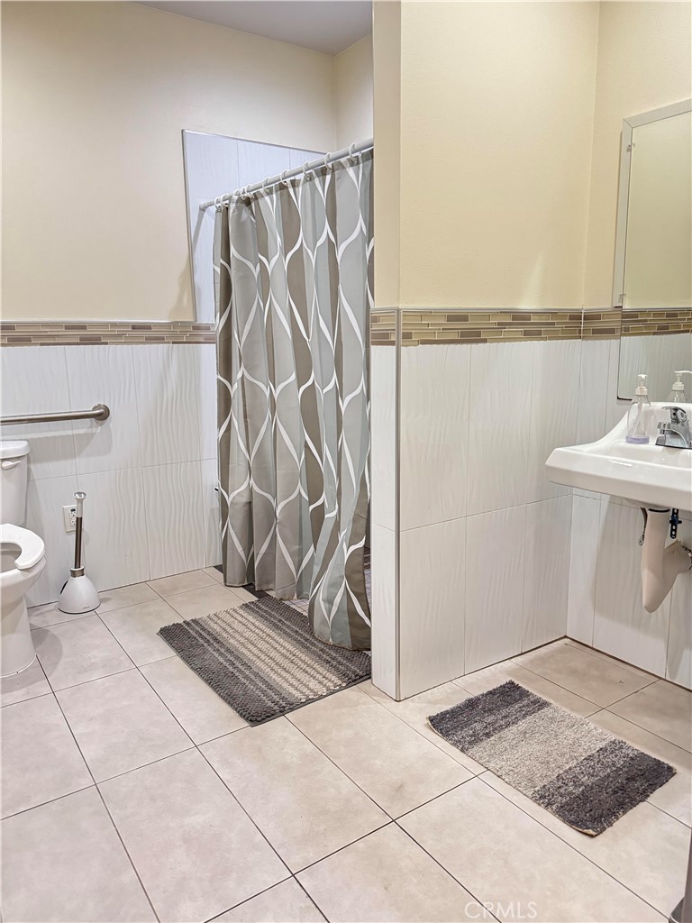 3135 Harbor Boulevard B Property Photo 7