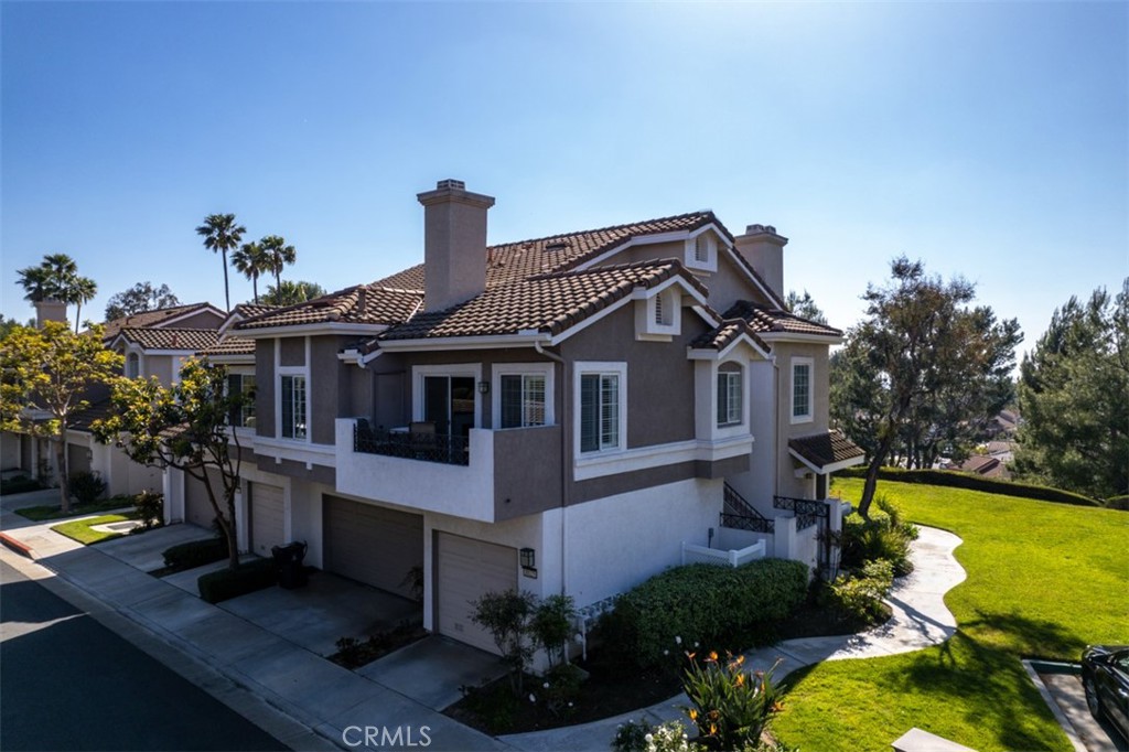 8025 E Sandstone Drive Property Photo 1