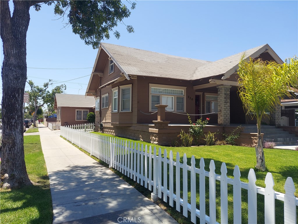 530 S Broadway Property Photo 4