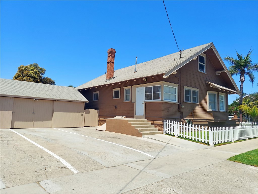 530 S Broadway Property Photo 5