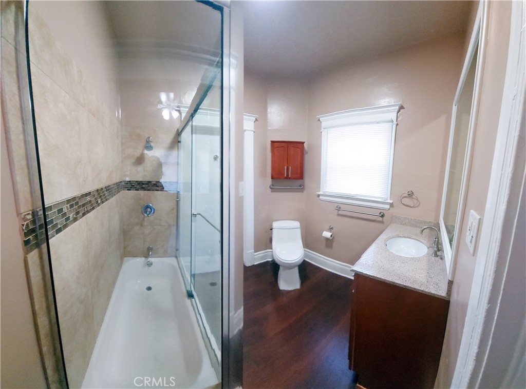530 S Broadway Property Photo 16