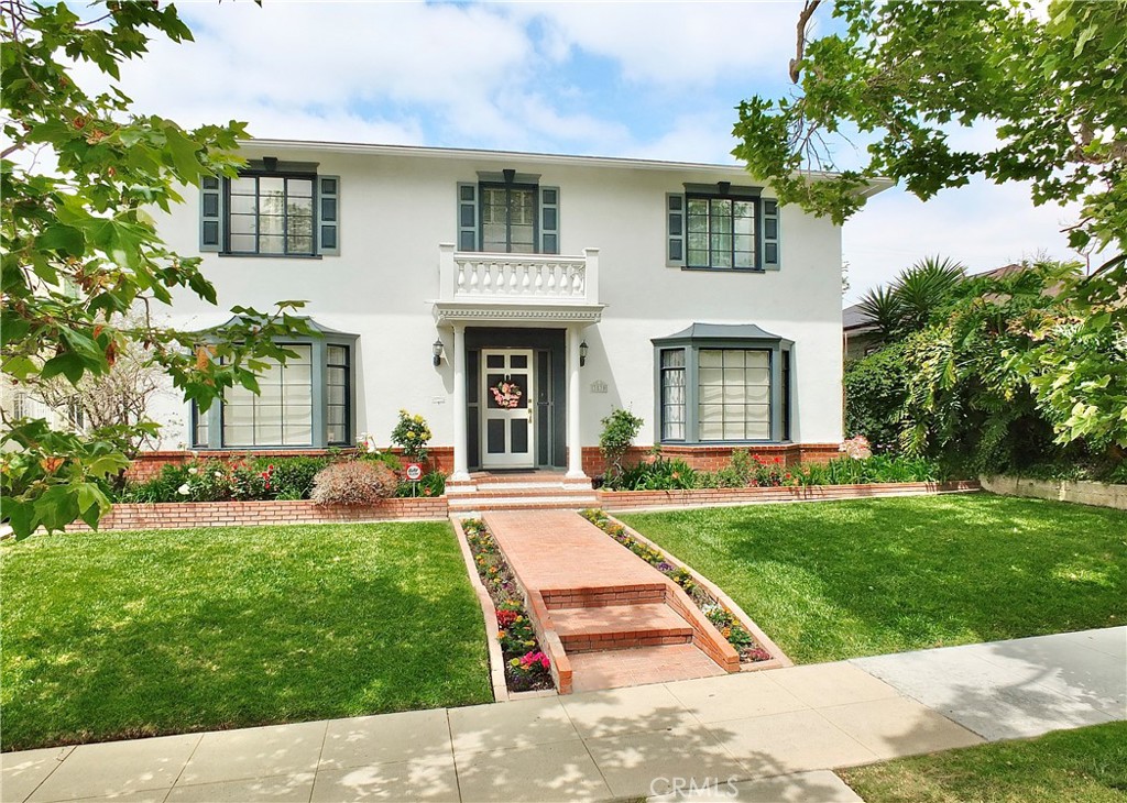 3835 California Ave Property Photo 1