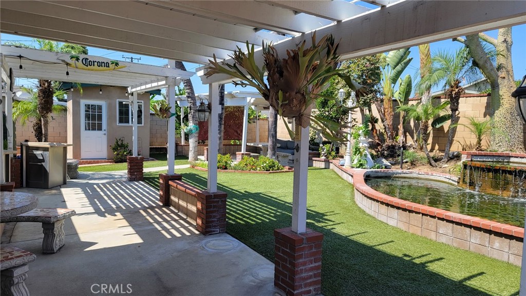 943 Berkenstock Lane Property Photo 18