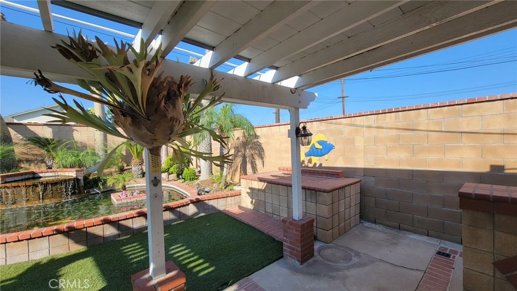 943 Berkenstock Lane Property Photo 27