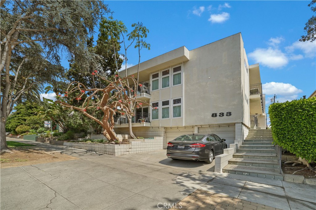 833 15th Street Property Photo 1