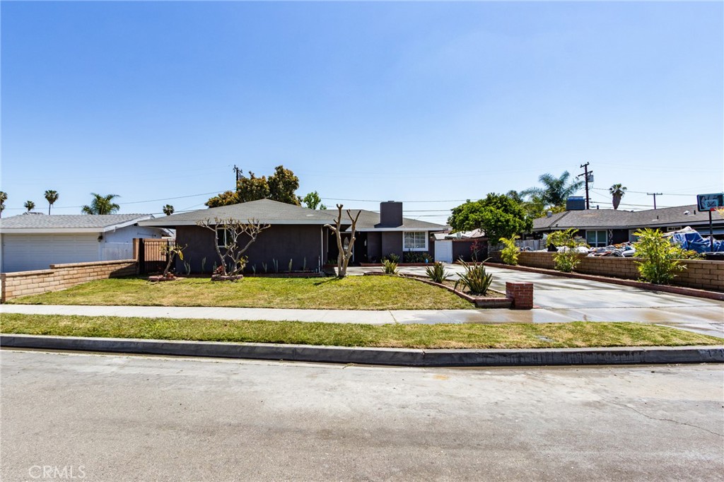 1248 N Ventura Street Property Photo