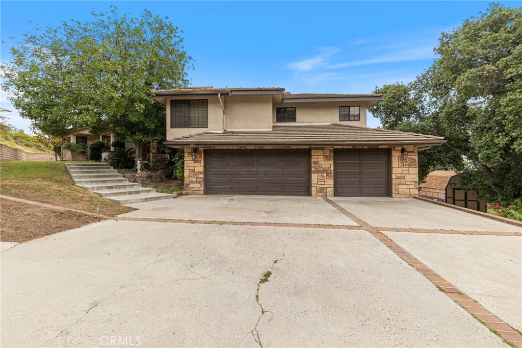 845 N Glendora Avenue Property Photo 1