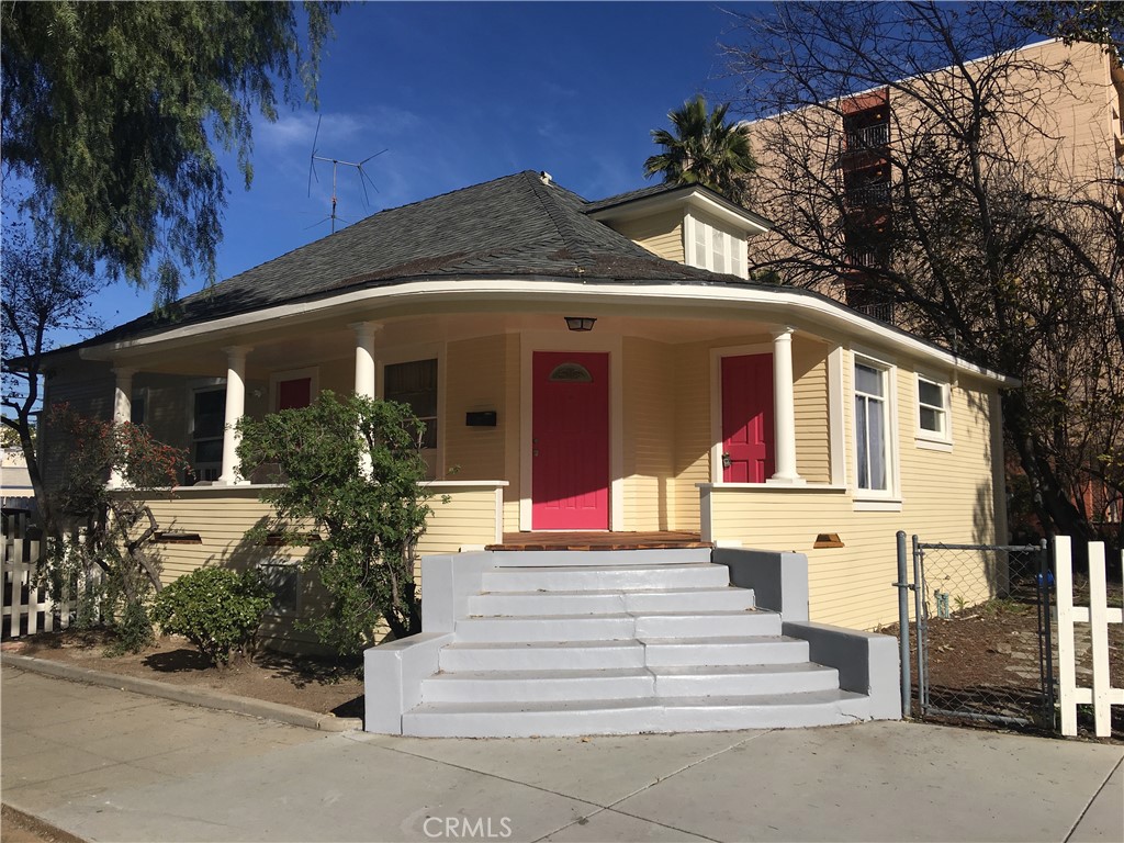3499 Lemon Street Property Photo 1