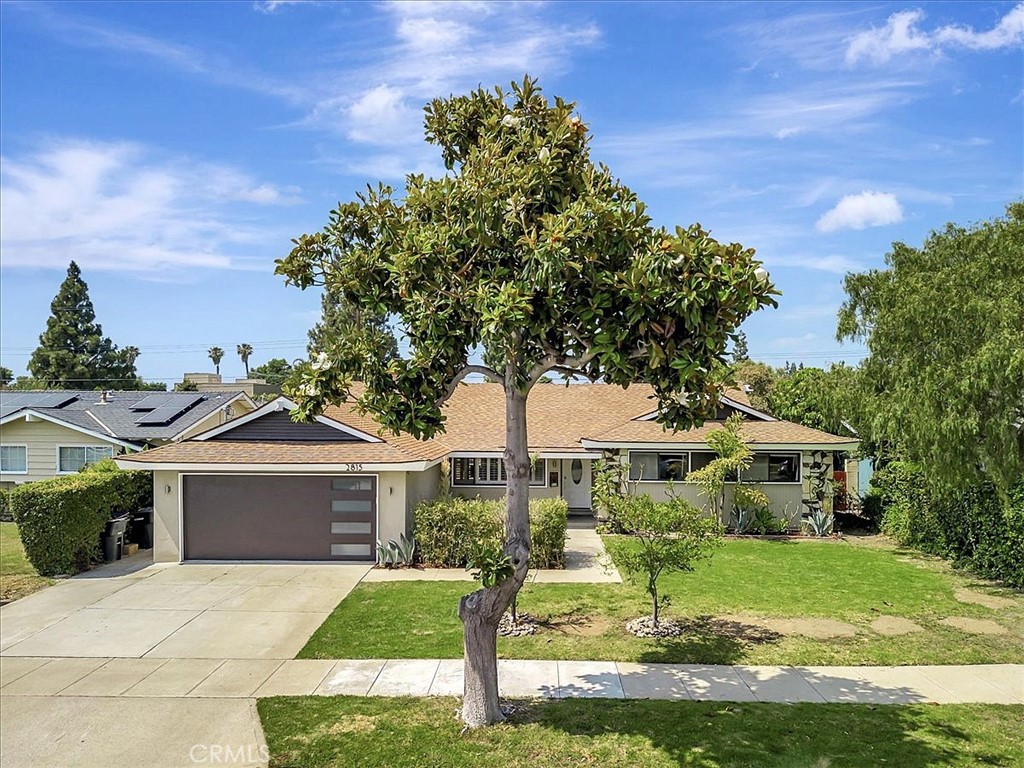 2815 E Coolidge Avenue Property Photo 2