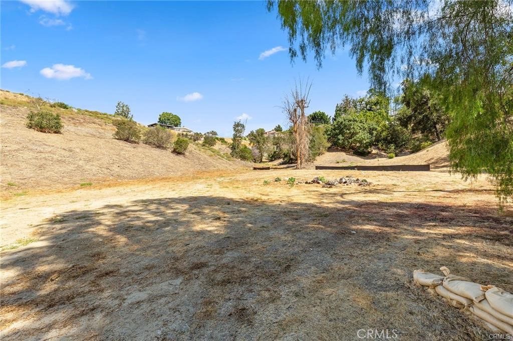 7583 Country Hill Lane Property Photo 12