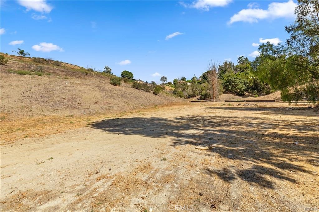 7583 Country Hill Lane Property Photo 13