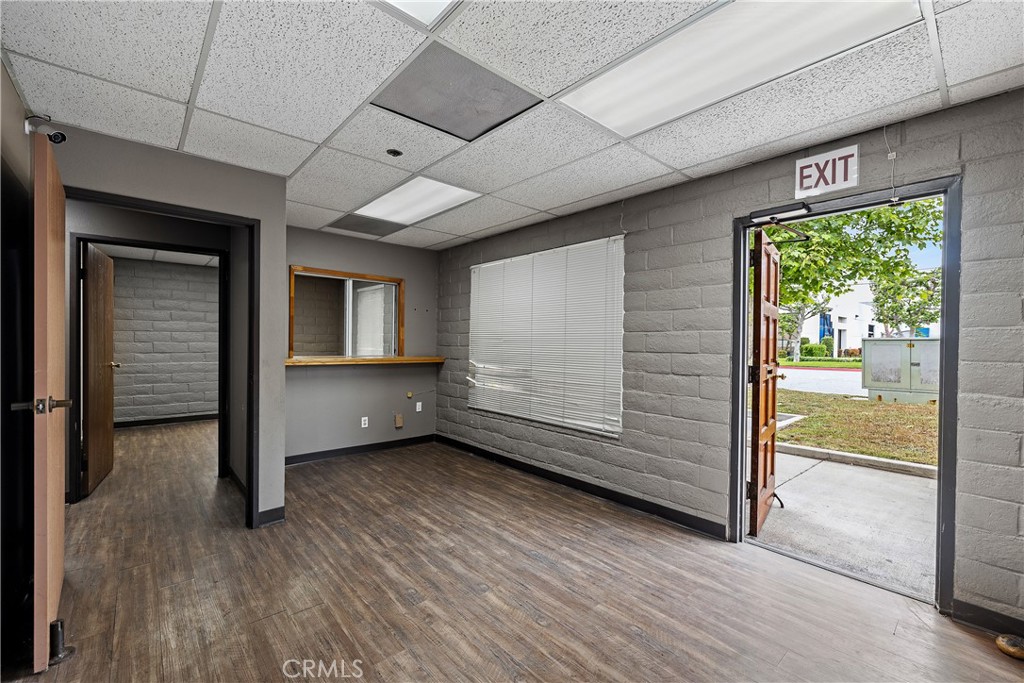 2720 Pomona Boulevard Property Photo 16