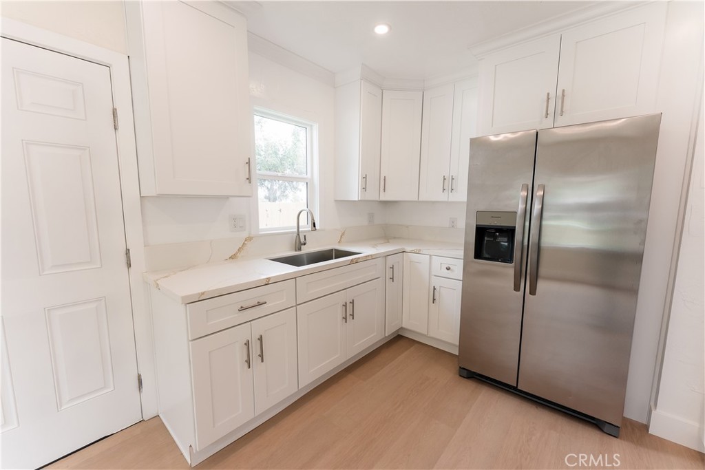 4145 N F Street Property Photo 12