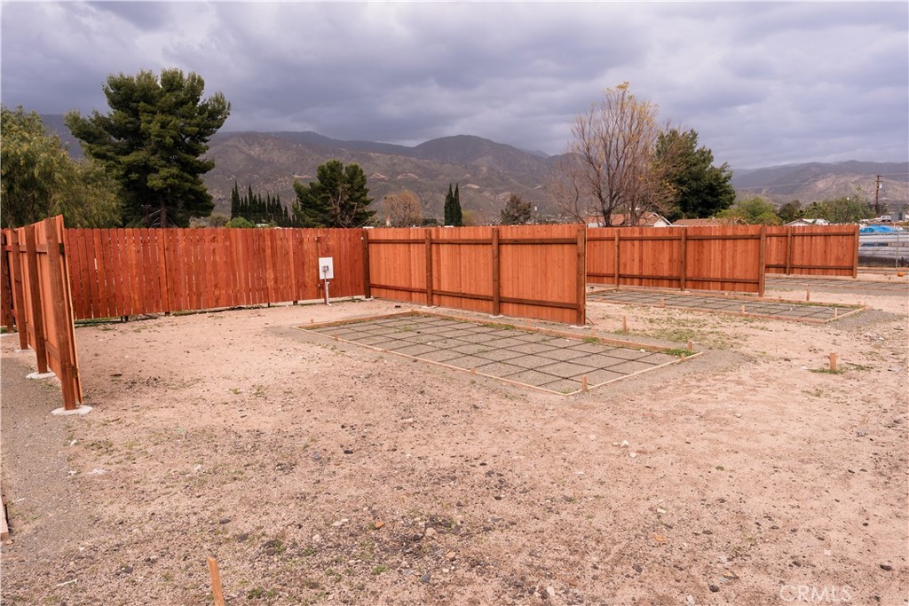 4145 N F Street Property Photo 45