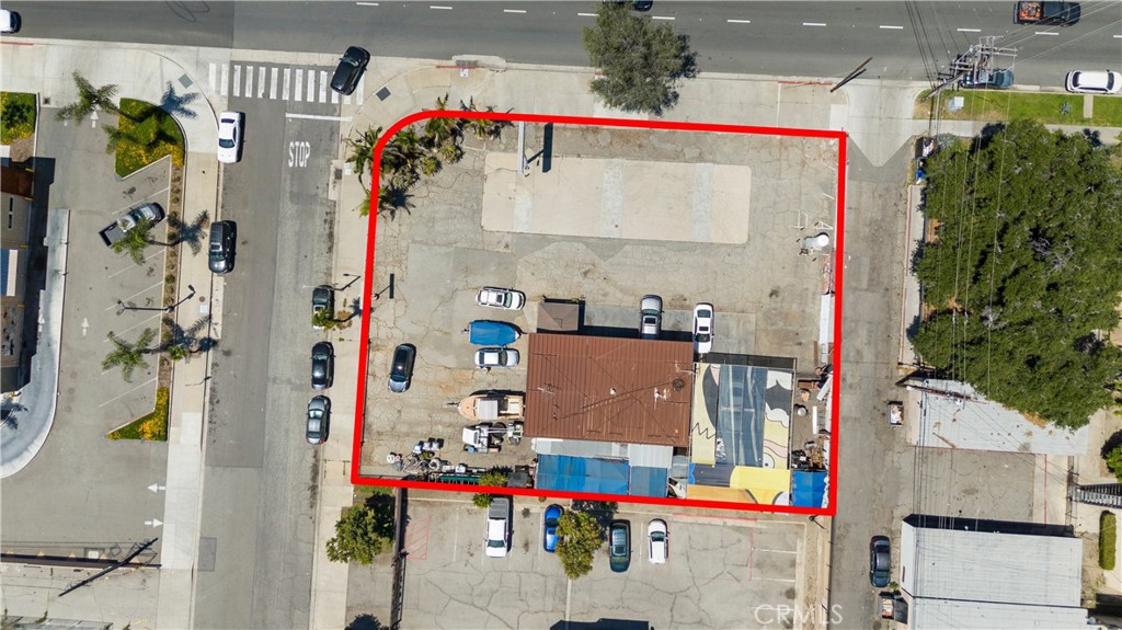 700 Indian Hill Boulevard Property Photo 1