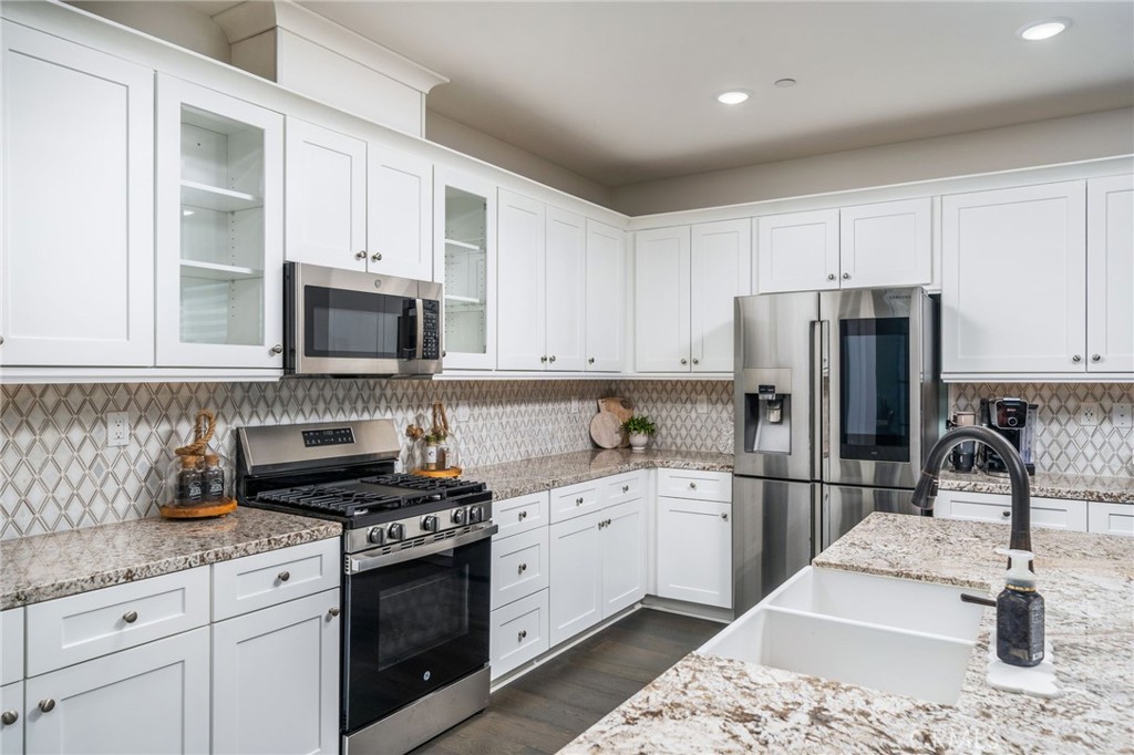 1525 Overpark Lane Property Photo 8