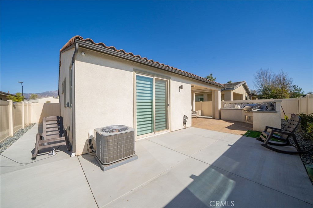1525 Overpark Lane Property Photo 29