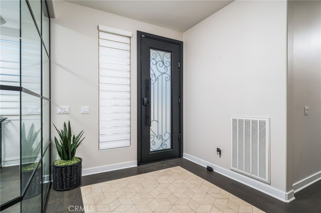 1525 Overpark Lane Property Photo 31