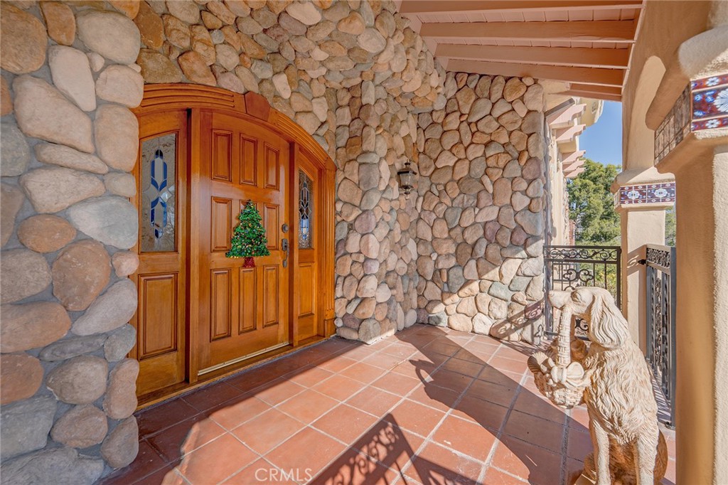 2240 Foothill Boulevard Property Photo 12