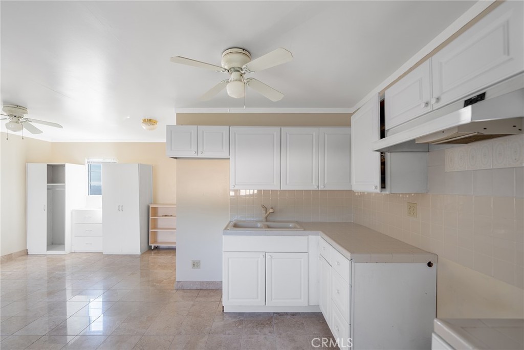 2240 Foothill Boulevard Property Photo 24