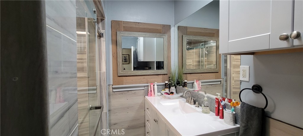 502 E Wellington Avenue Property Photo 6