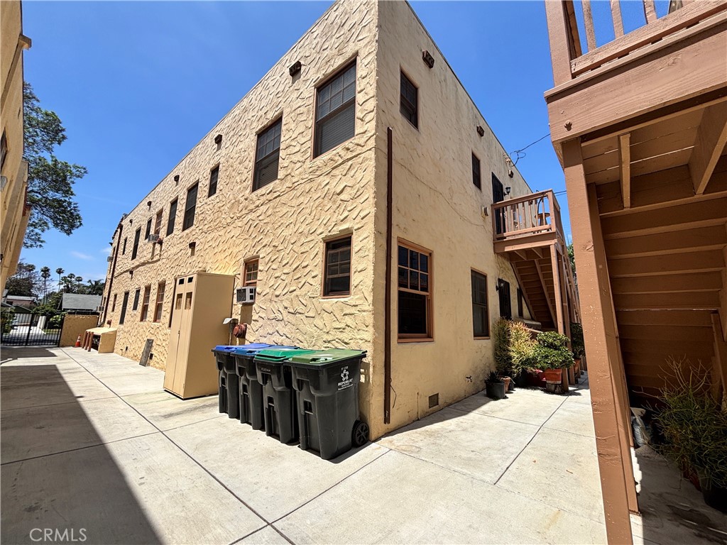 925 N Lacy Street Property Photo 21