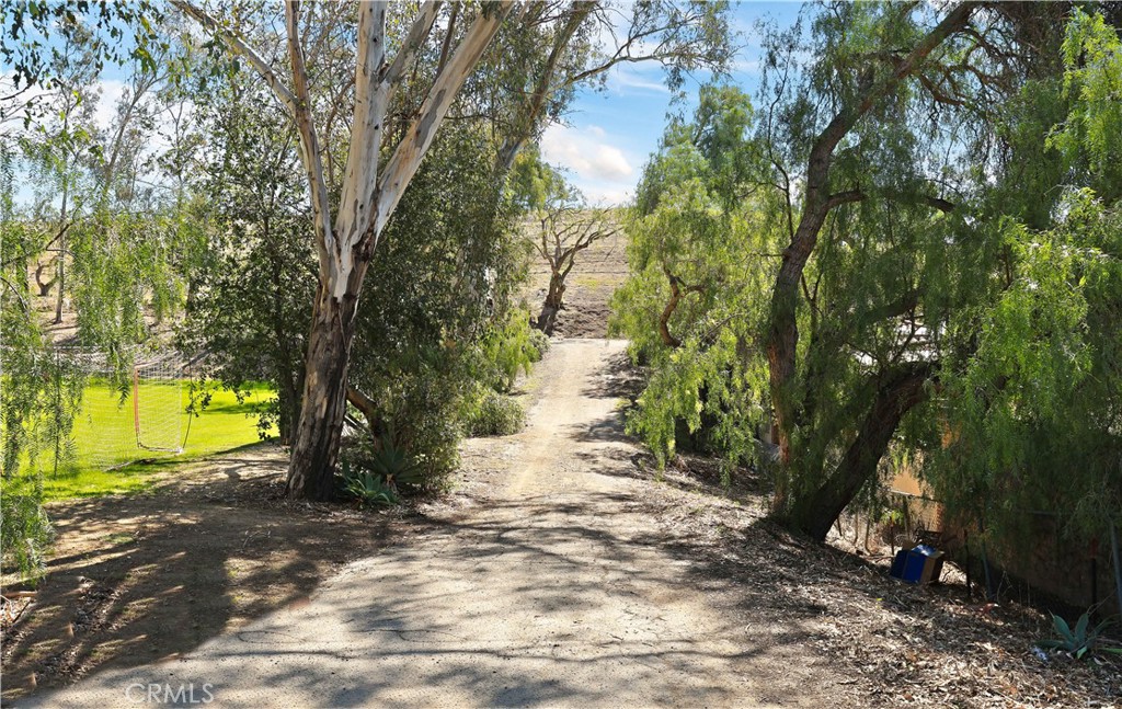 5231 Highland Property Photo 6
