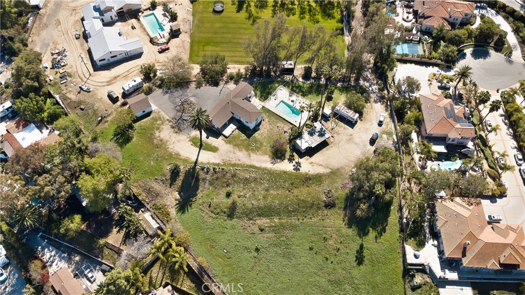 5231 Highland Property Photo 16