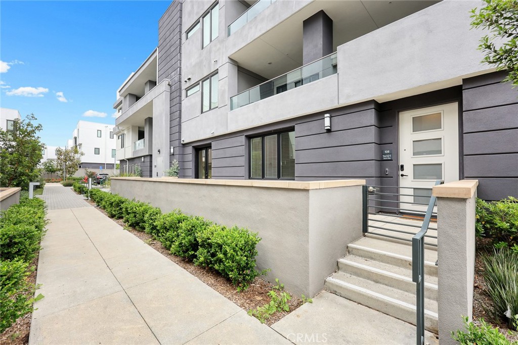 16321 Dawn Way 108 Property Photo 1