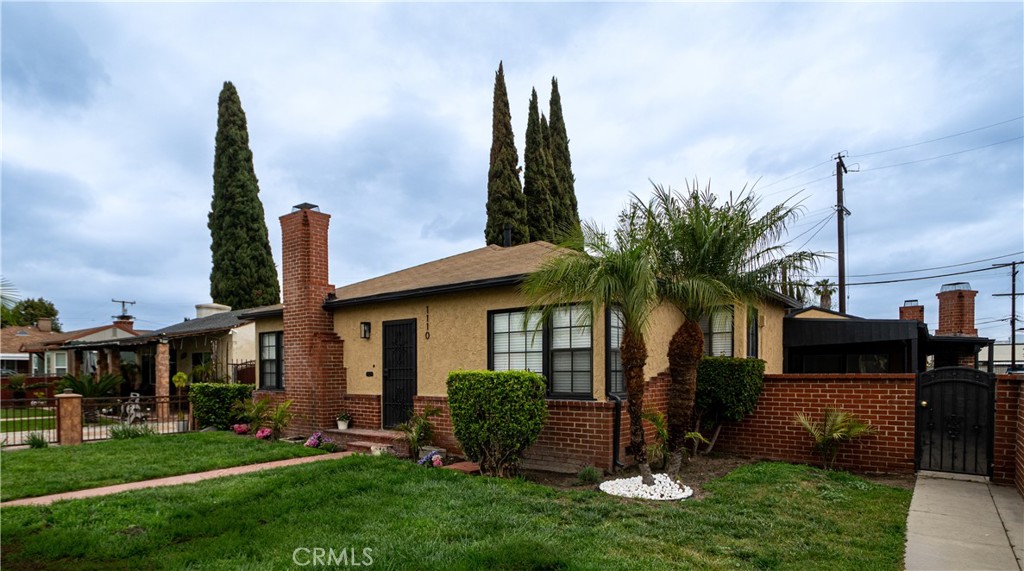 1110 N Van Ness Avenue Property Photo 1