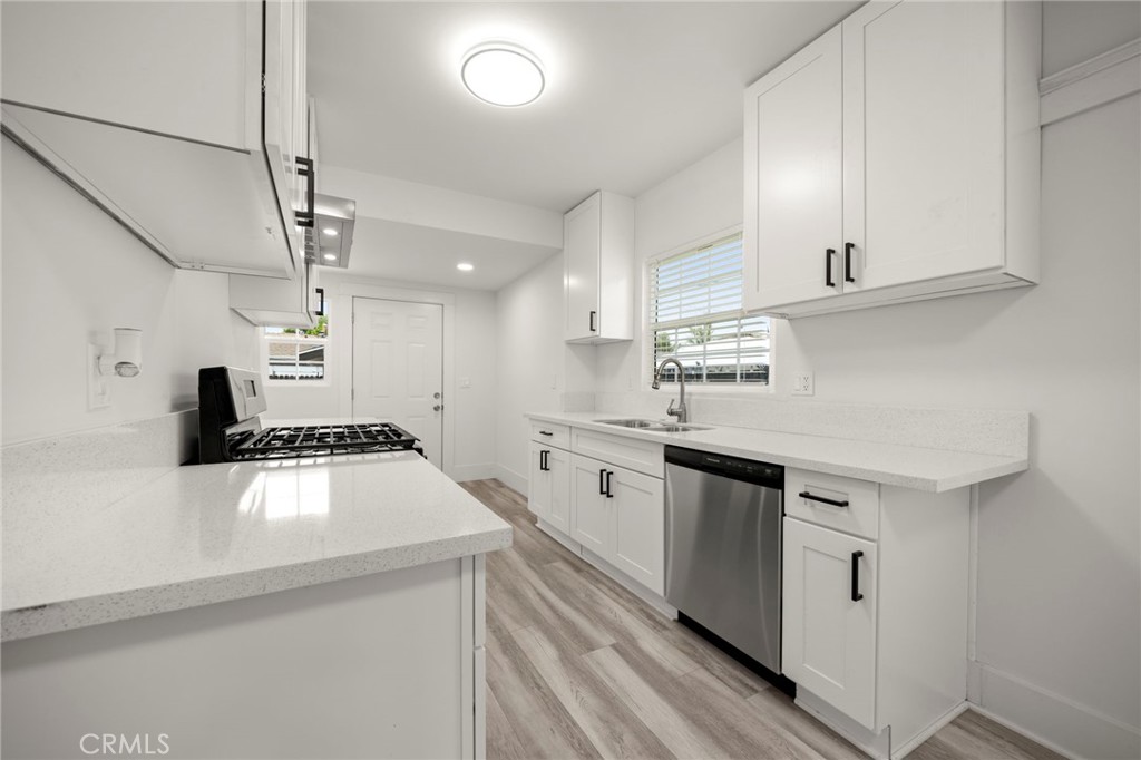 29 W Zane Street Property Photo 7