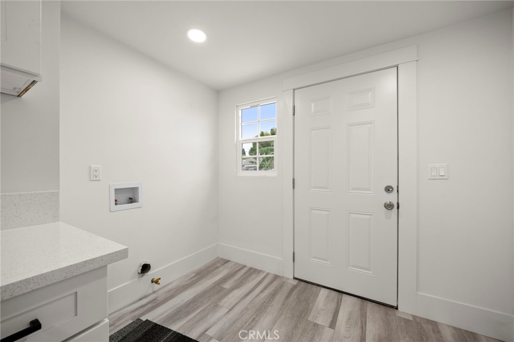 29 W Zane Street Property Photo 9
