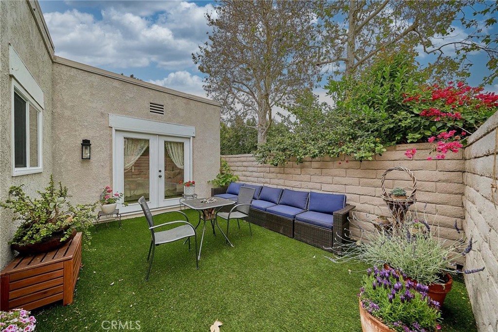 3004 Via Buena Vista C Property Photo 4