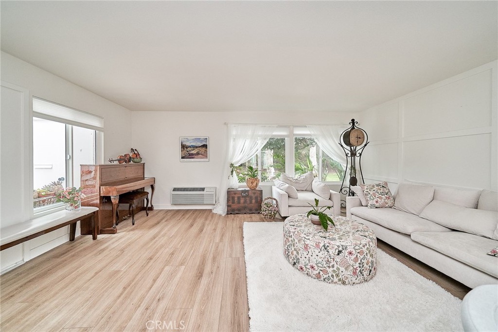3004 Via Buena Vista C Property Photo 6