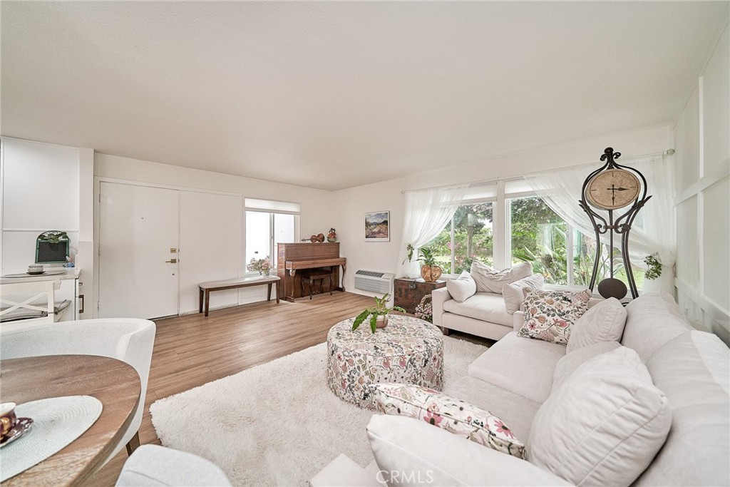 3004 Via Buena Vista C Property Photo 8