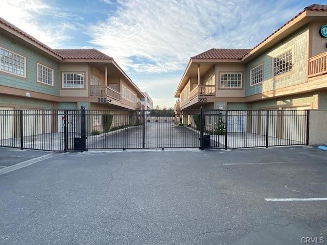 300 N Tustin 200 Property Photo 2