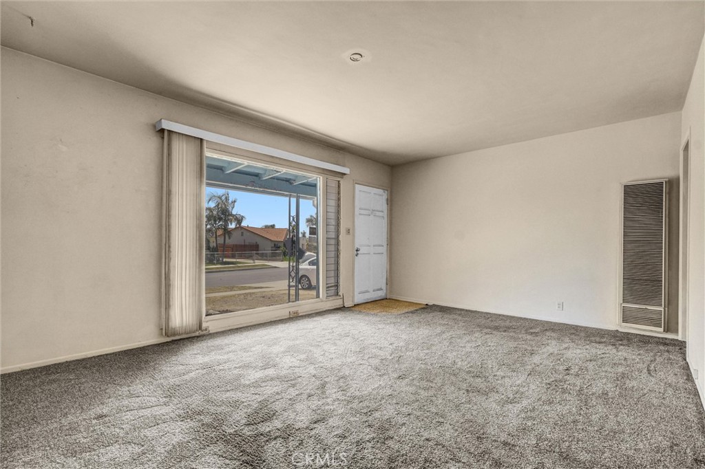 13531 Utica Street Property Photo 2