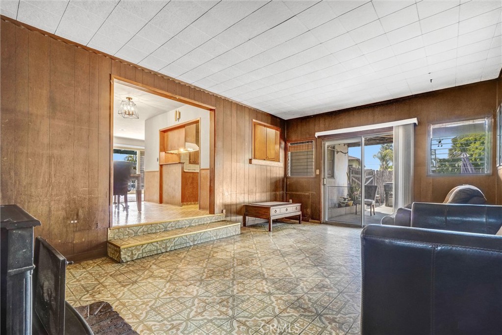13531 Utica Street Property Photo 8