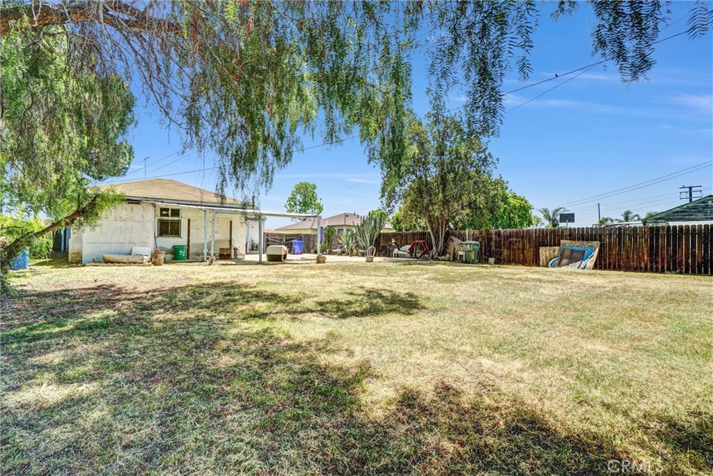 13531 Utica Street Property Photo 20