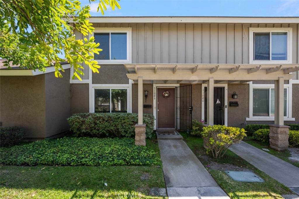 11086 Camden Way Property Photo 1