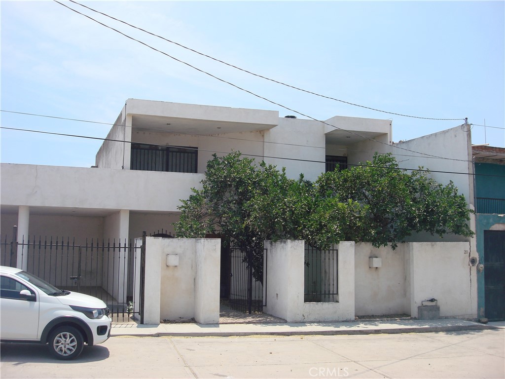 20 Calle Lazaro Cardenas Property Photo