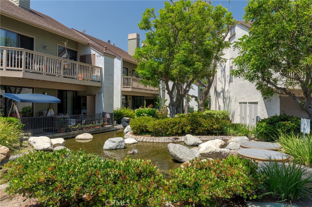 10620 Lakeside N 285 I Property Photo