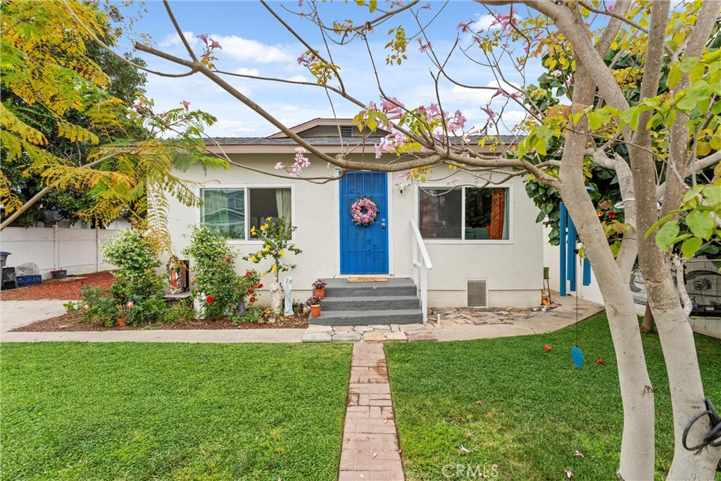 22419 Horst Avenue Property Photo