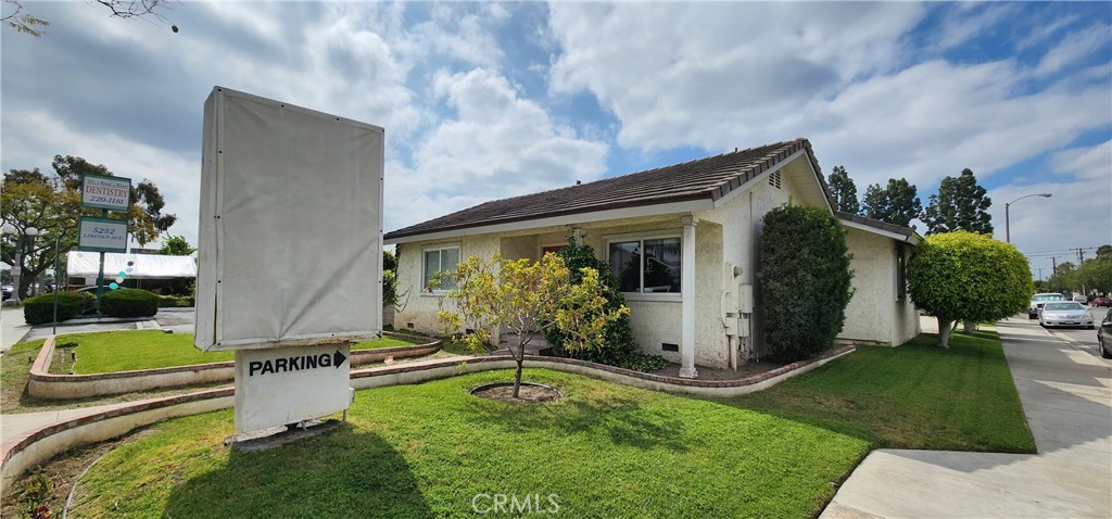 5242 Lincoln Avenue Property Photo 1