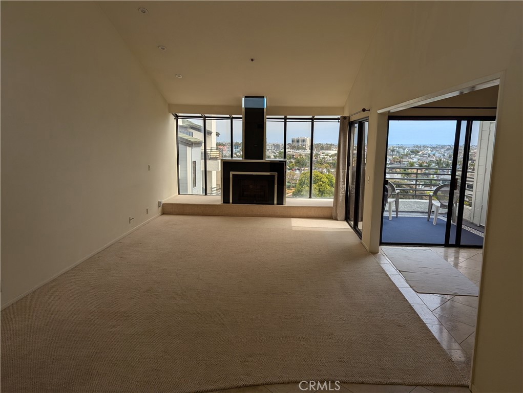 270 Cagney Lane 308 Property Photo 16