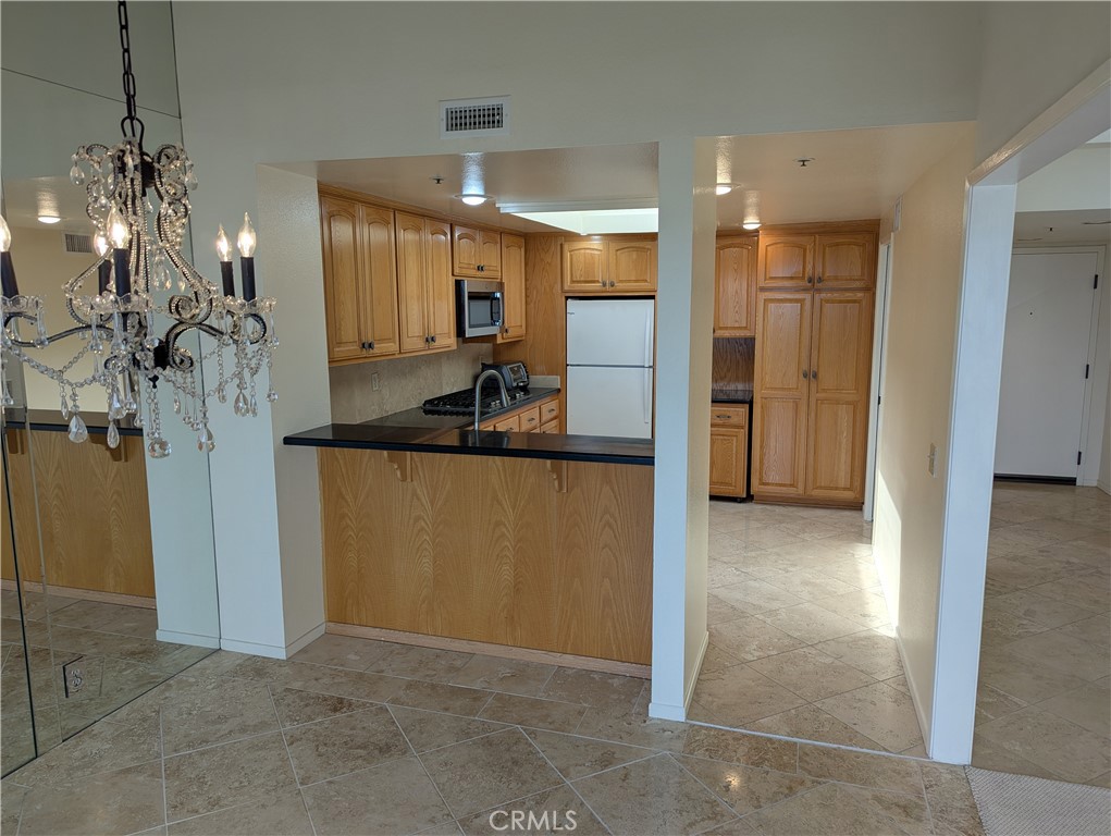 270 Cagney Lane 308 Property Photo 19