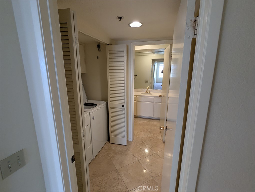 270 Cagney Lane 308 Property Photo 34