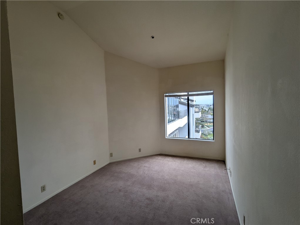 270 Cagney Lane 308 Property Photo 38