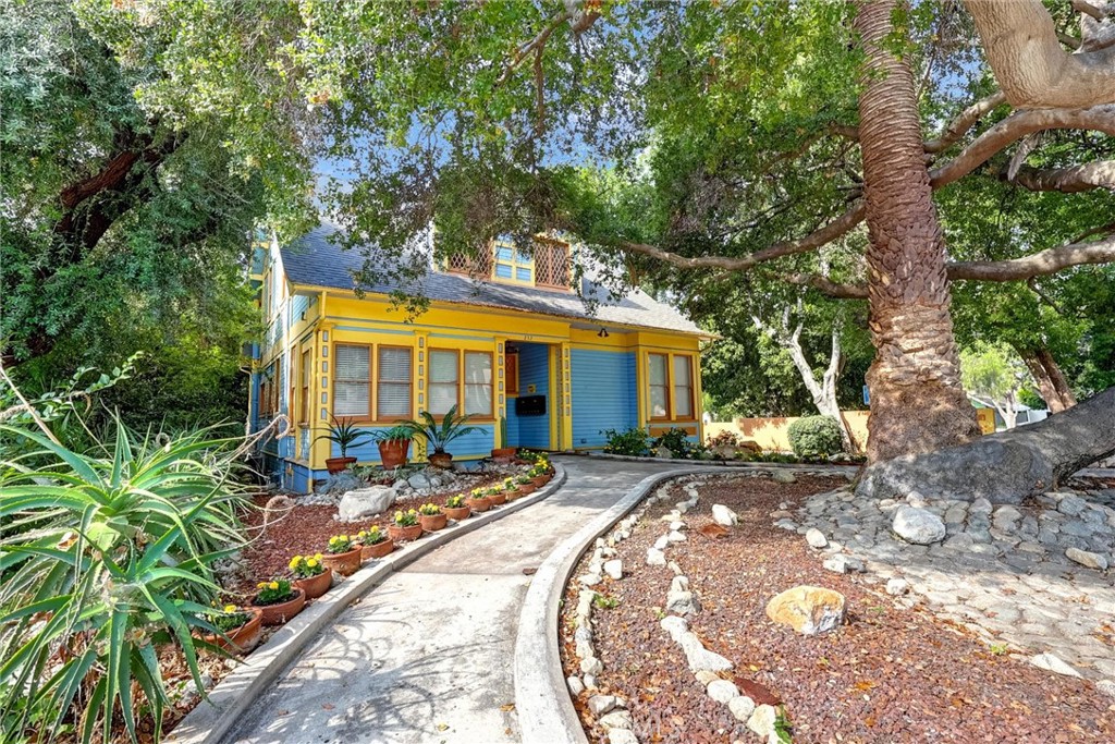 232 Harrison Avenue Property Photo 1